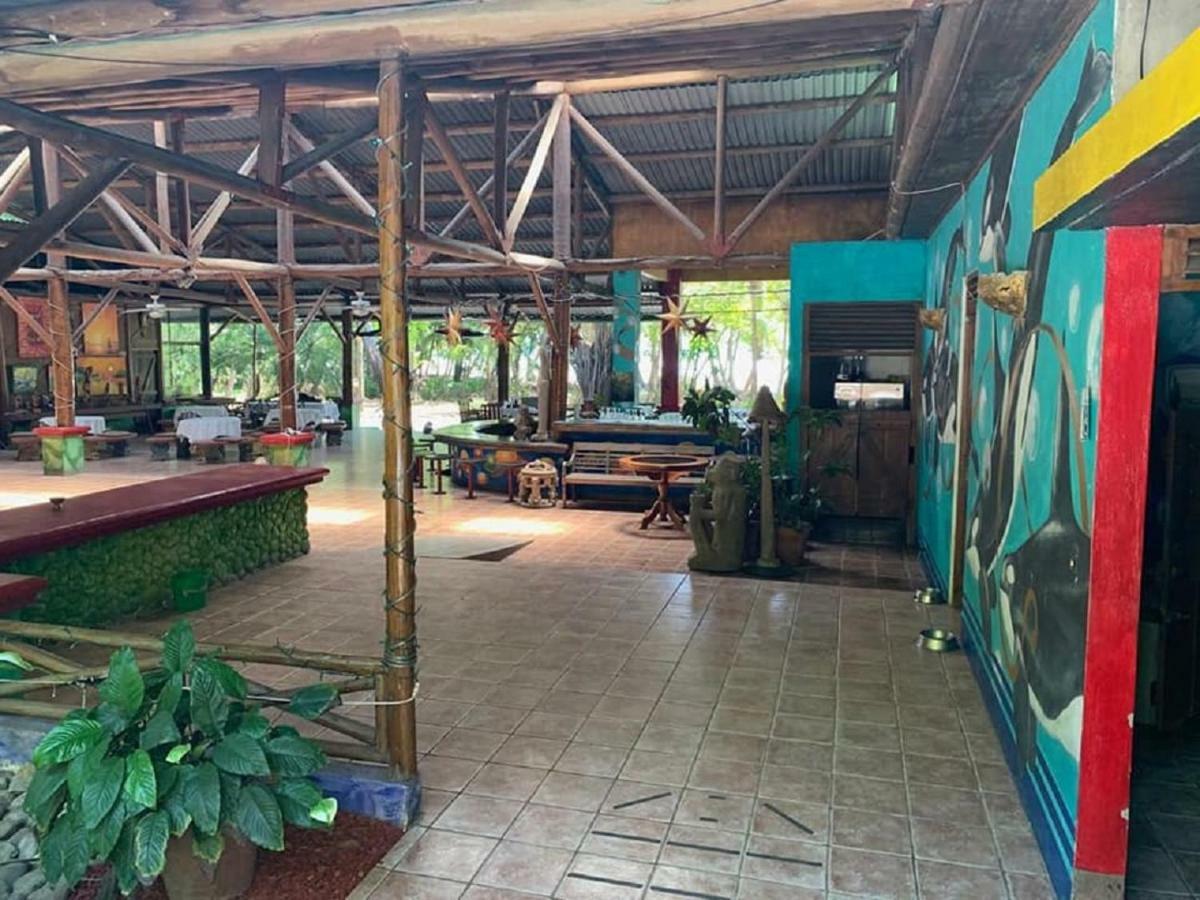 Hotel Roca Verde Beachfront Puntarenas Buitenkant foto